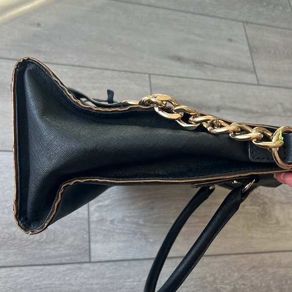 Michael Kors Black Leather Hamilton satchel Handbag with chain strap - Picture 11 of 12